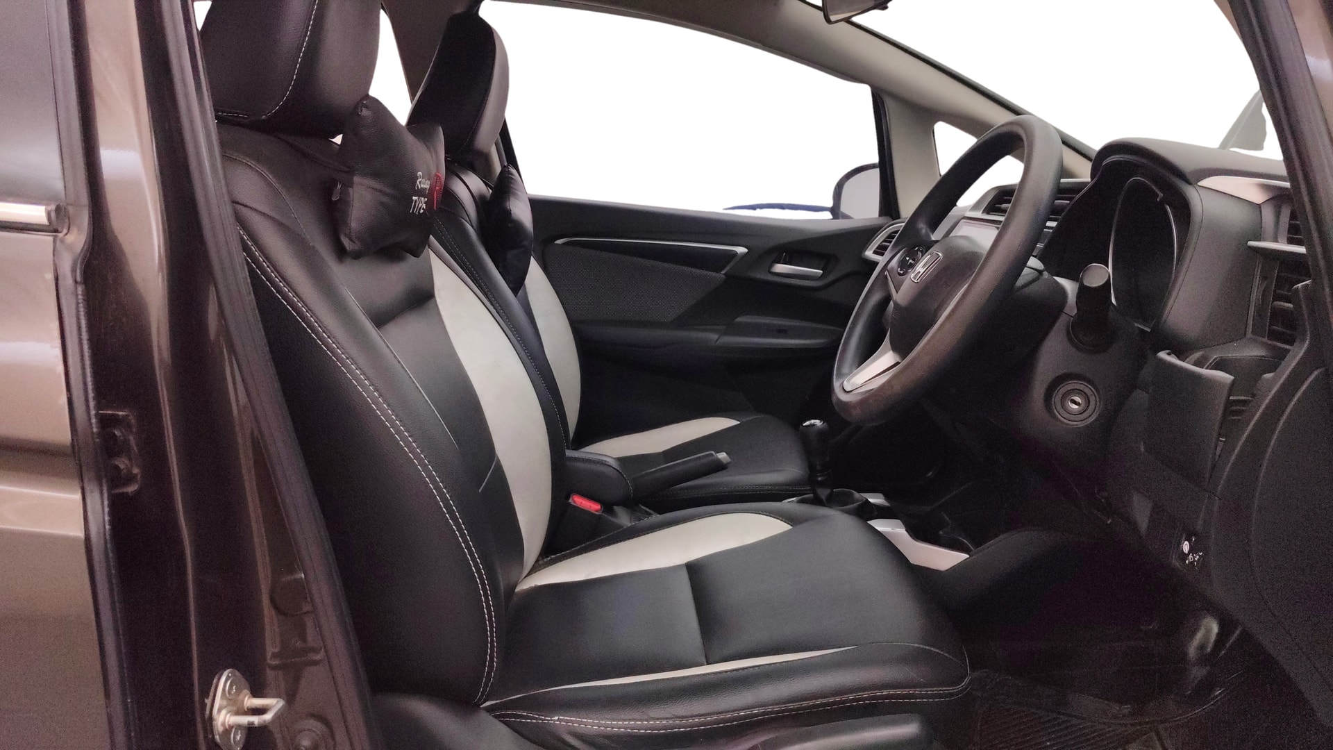 View 2019 Honda WR-V S MT Diesel Edge Edition Image 27 Used 2019 Honda WR-V S MT Diesel Edge Edition Image 27