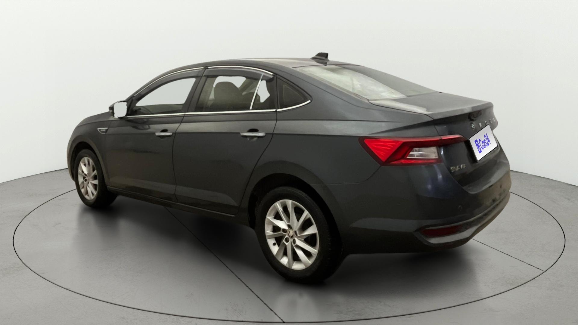 View 2023 Skoda Slavia Ambition 1.0 TSI AT Image 2 Used 2023 Skoda Slavia Ambition 1.0 TSI AT Image 2