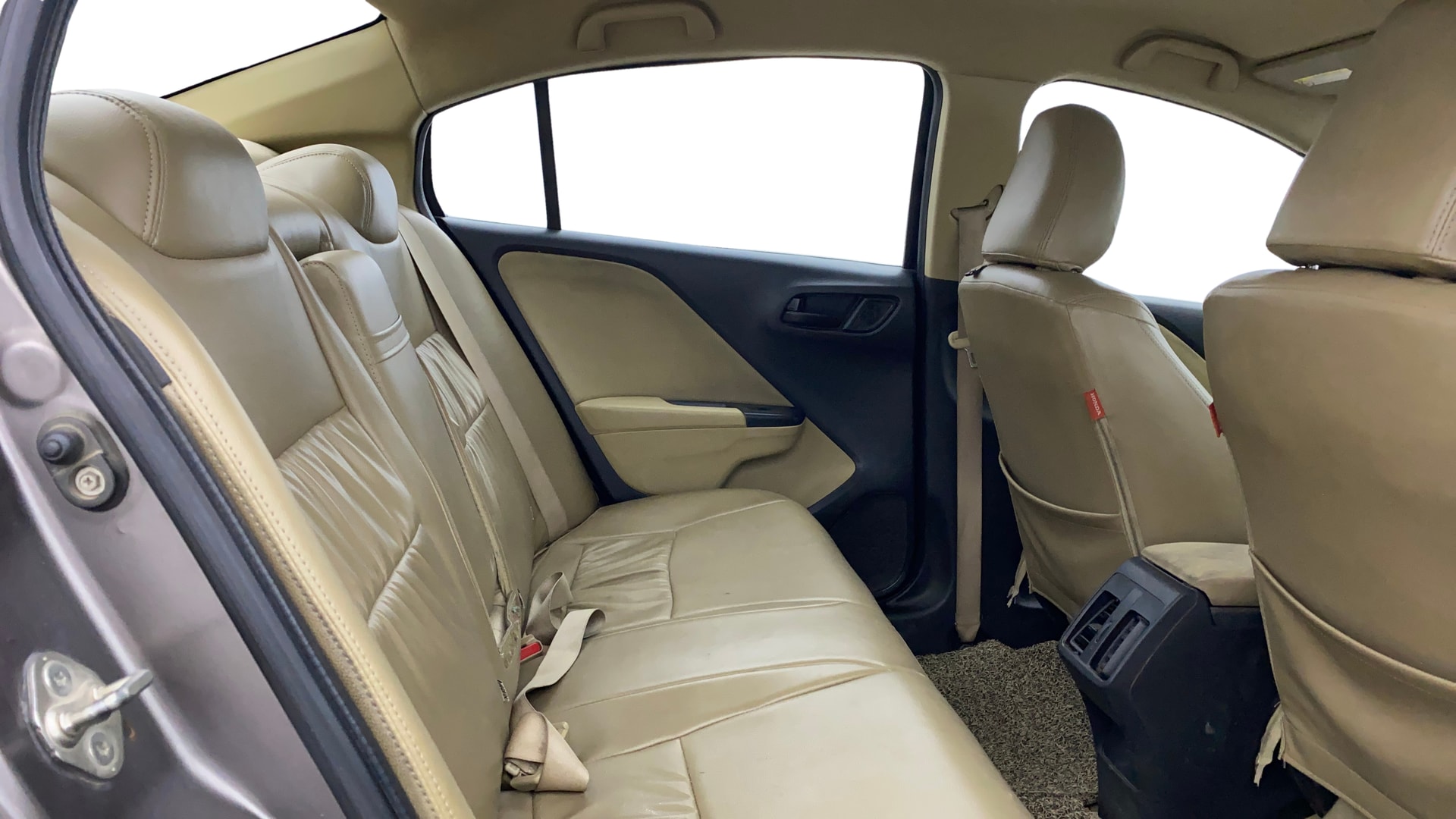 View 2017 Honda City ZX MT Diesel Anniversary Edition Image 29 Used 2017 Honda City ZX MT Diesel Anniversary Edition Image 29