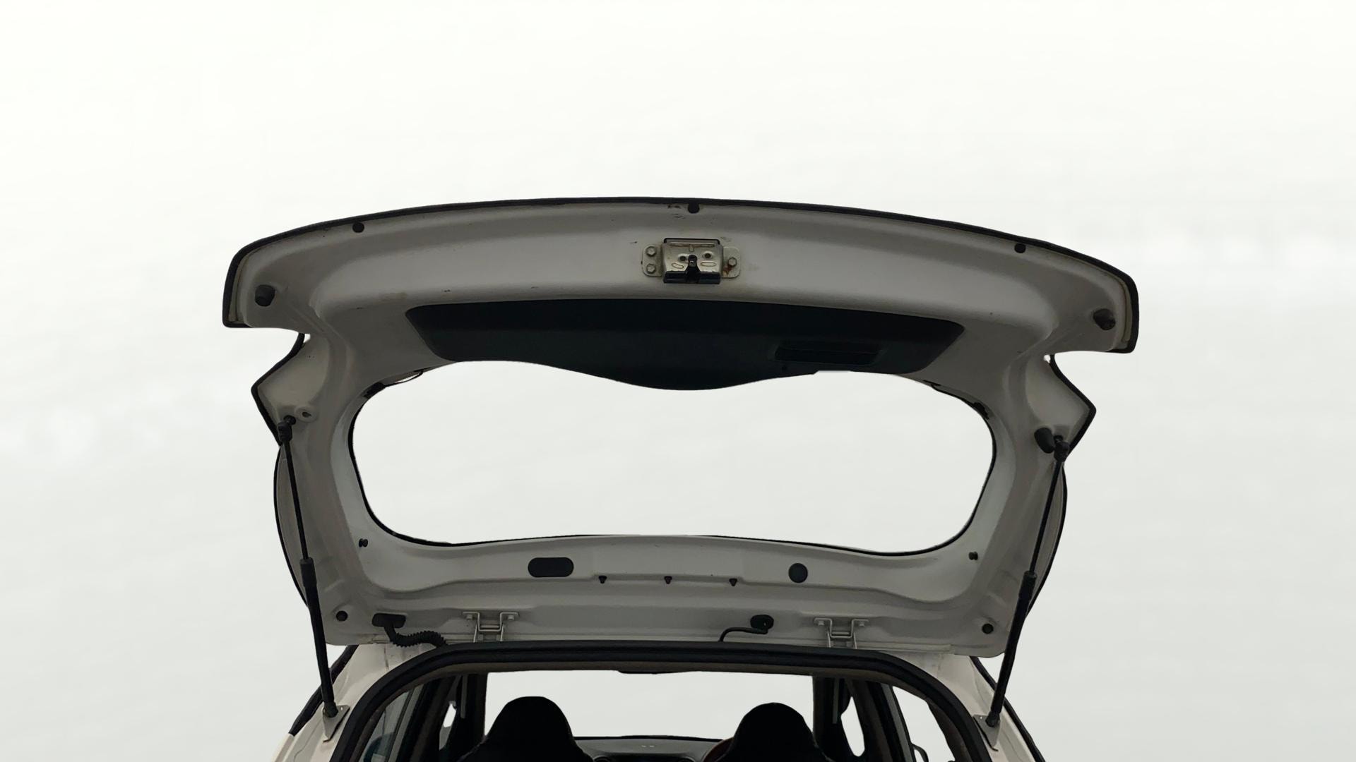 View 2019 Hyundai Grand i10 1.2 Asta Petrol Image 16 Used 2019 Hyundai Grand i10 1.2 Asta Petrol Image 16