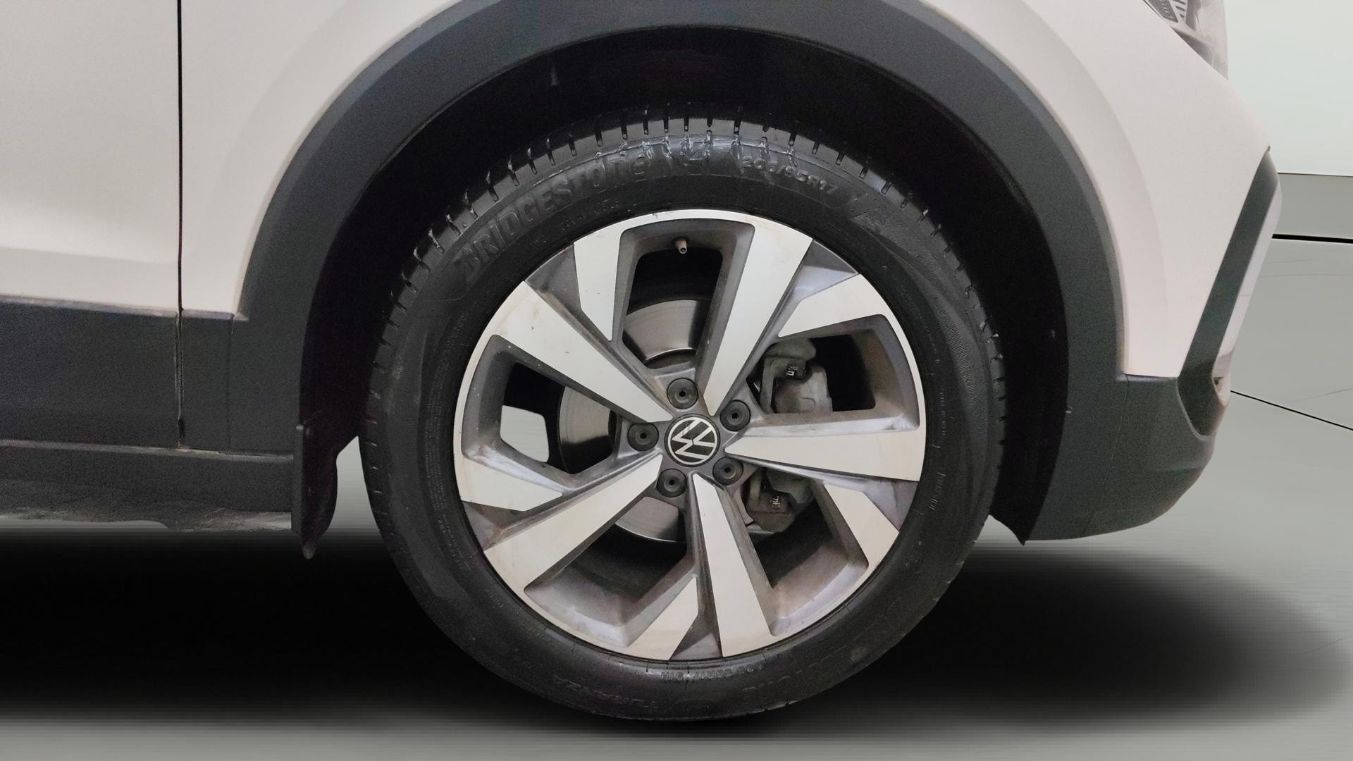 View 2023 Volkswagen Taigun 1.0 TSI Topline AT Image 42 Used 2023 Volkswagen Taigun 1.0 TSI Topline AT Image 42