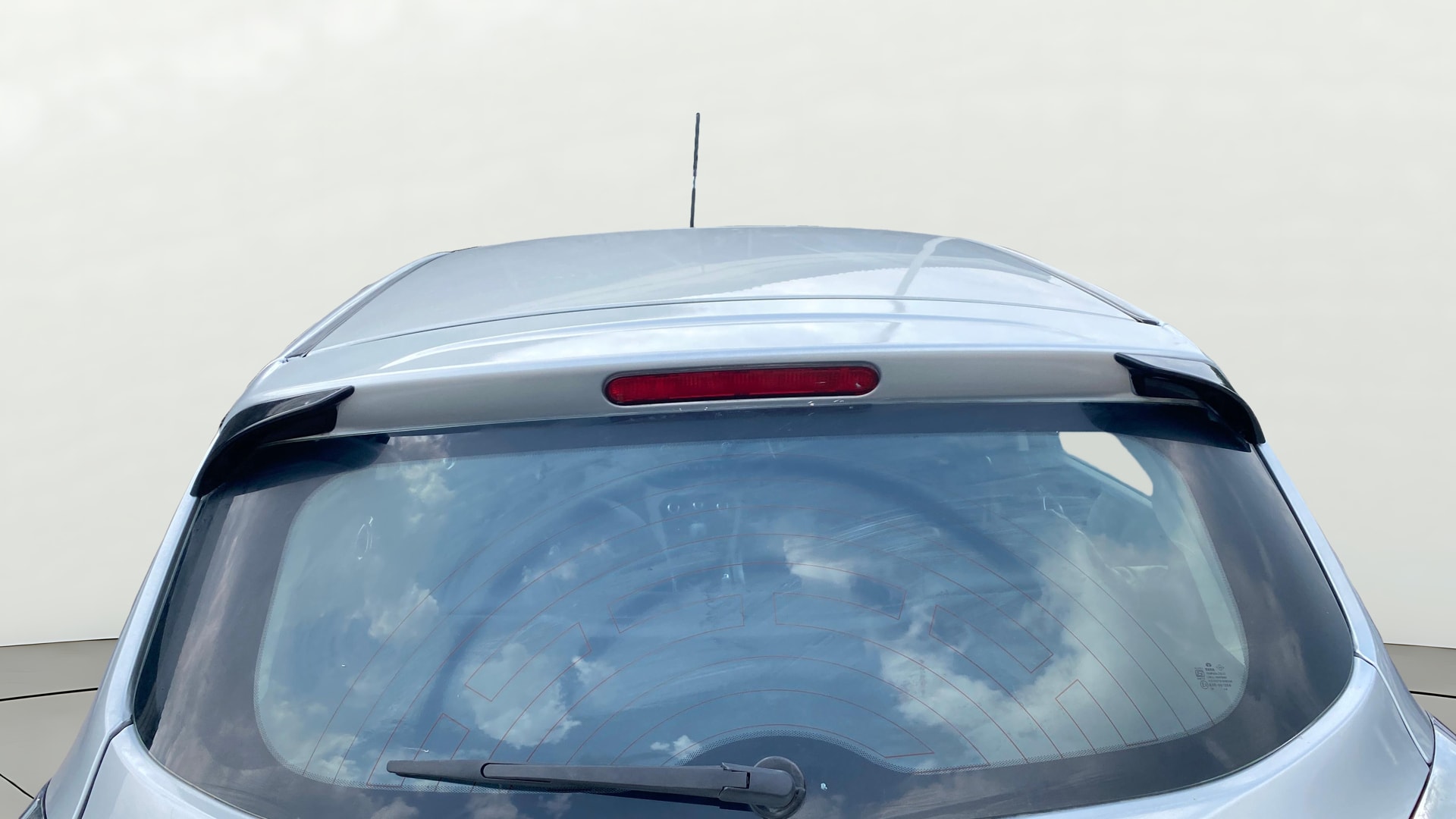 View 2018 Tata Tiago Revotorq XB Image 4 Used 2018 Tata Tiago Revotorq XB Image 4