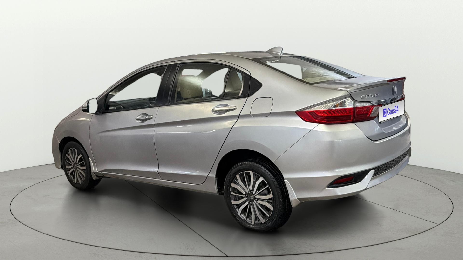 View 2017 Honda City ZX CVT Image 2 Used 2017 Honda City ZX CVT Image 2