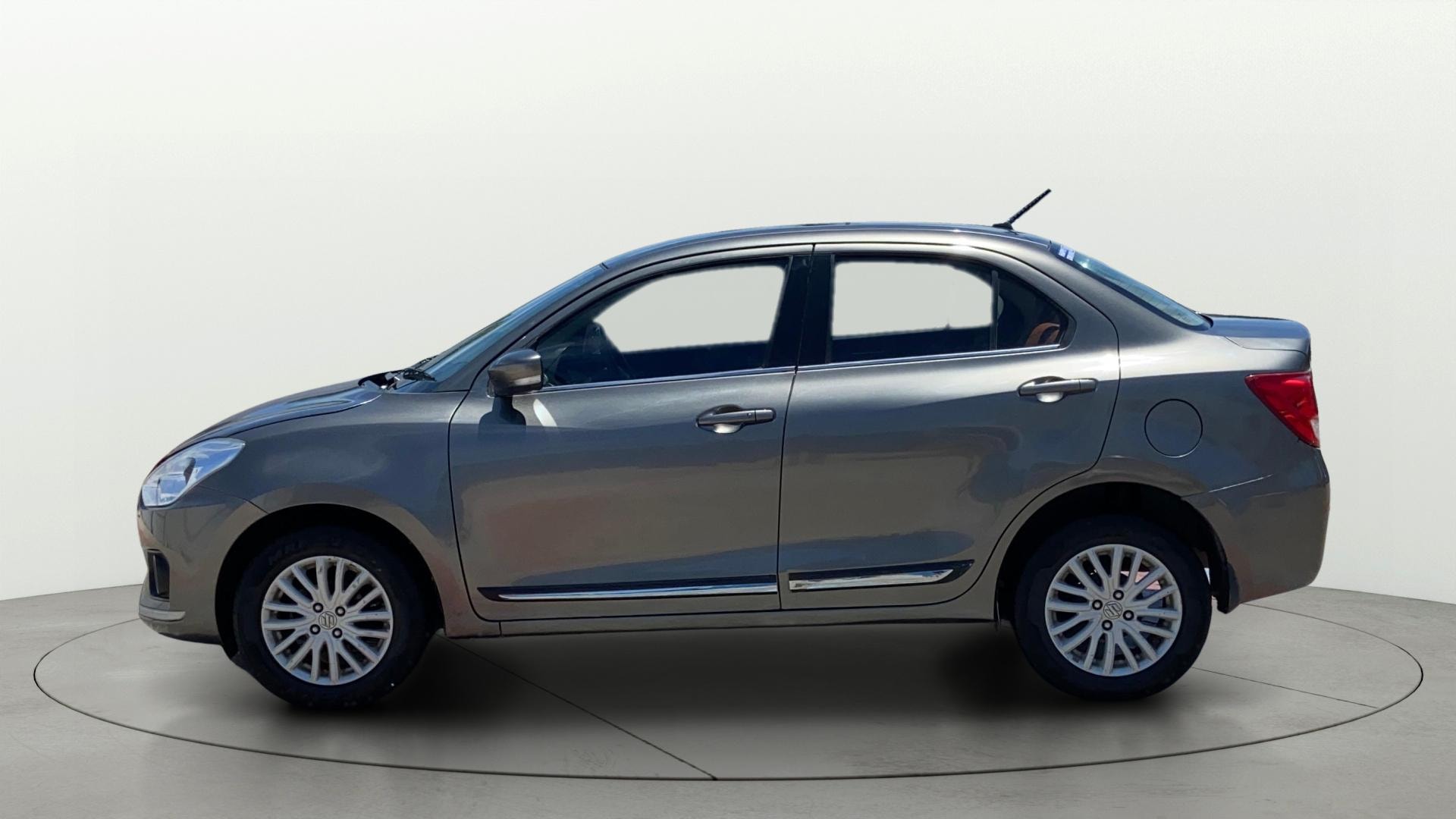 View 2018 Maruti Suzuki 1000 Base Variant Image 5 Used 2018 Maruti Suzuki 1000 Base Variant Image 5
