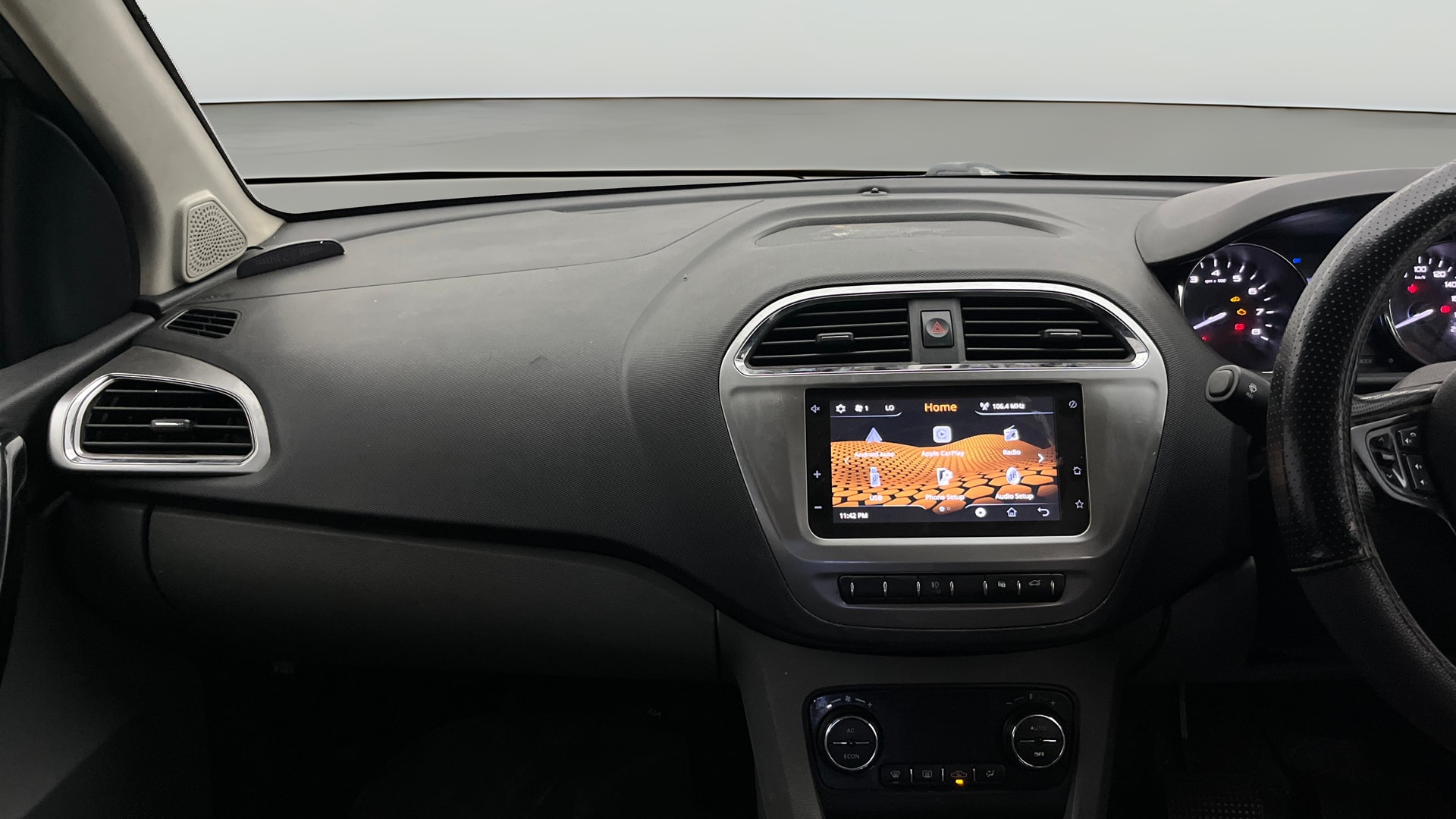 View 2019 Tata Tigor XE Diesel Image 31 Used 2019 Tata Tigor XE Diesel Image 31