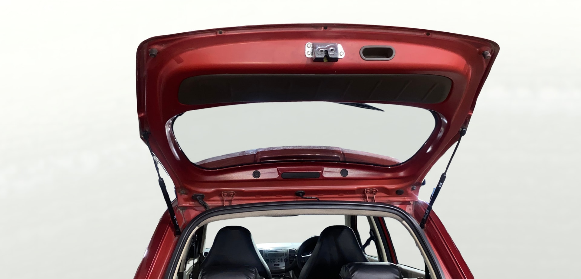 View 2013 Hyundai i10 1.2 Sportz AT Image 16 Used 2013 Hyundai i10 1.2 Sportz AT Image 16