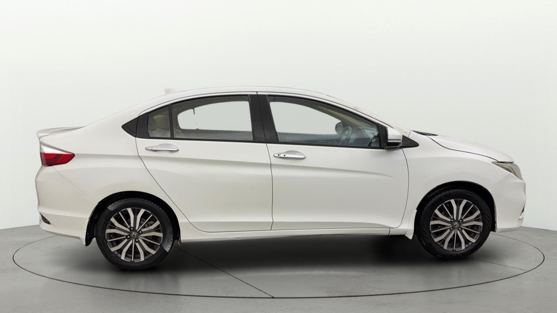 View 2017 Honda City ZX CVT Image 27 Used 2017 Honda City ZX CVT Image 27