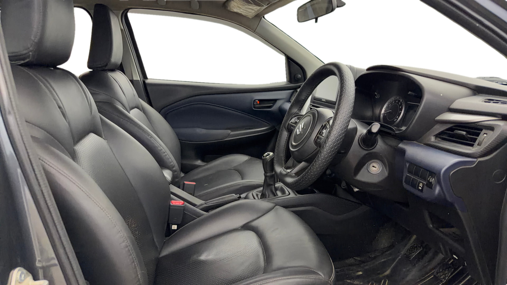 View 2022 Maruti Suzuki 1000 Base Variant Image 27 Used 2022 Maruti Suzuki 1000 Base Variant Image 27