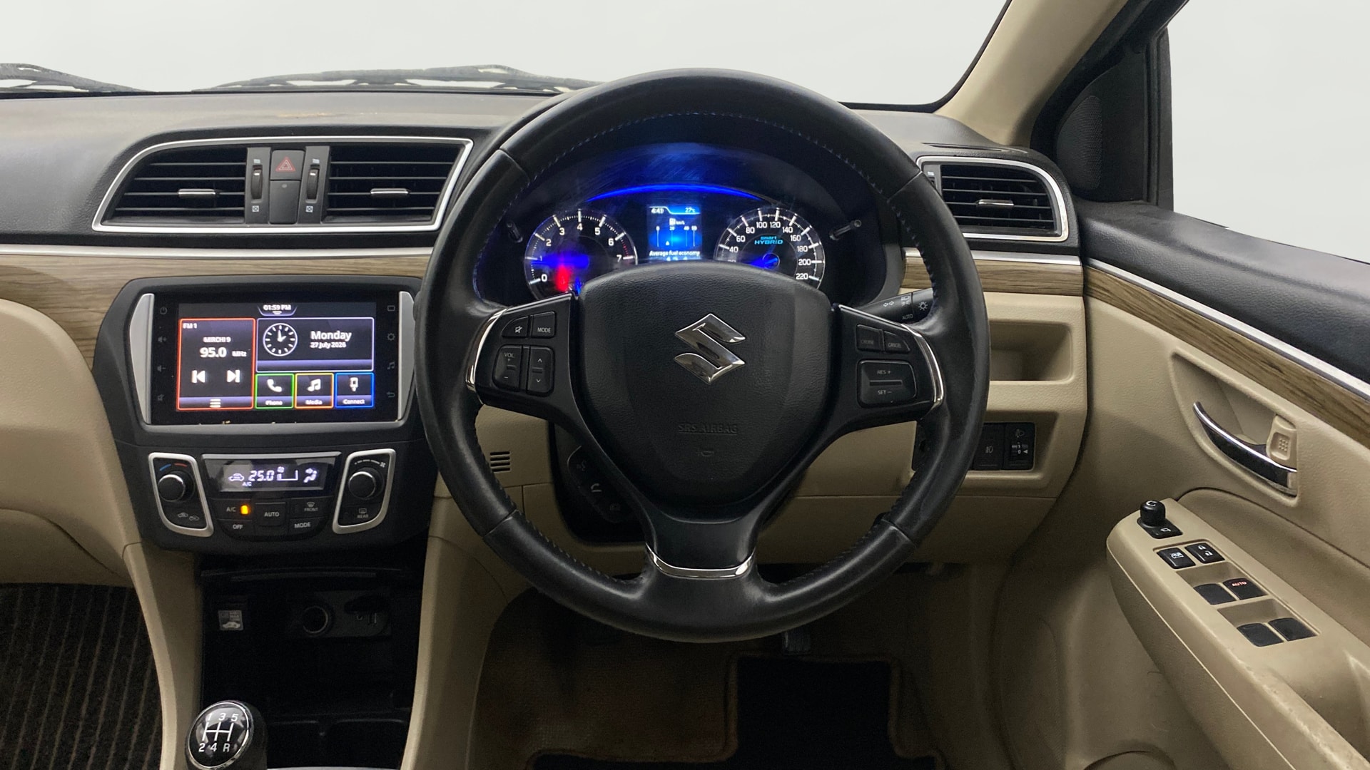 View 2022 Maruti Suzuki 1000 Base Variant Image 21 Used 2022 Maruti Suzuki 1000 Base Variant Image 21