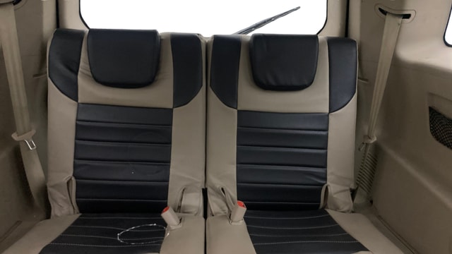 View Mahindra XUV500 Image 13 Used Mahindra XUV500 Image 13
