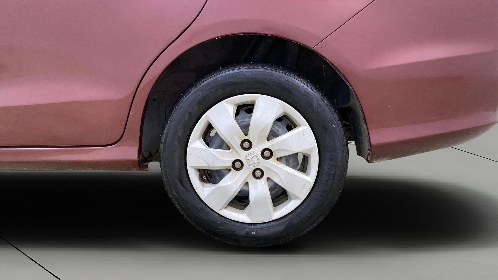 View 2015 Honda Mobilio E Diesel Image 11 Used 2015 Honda Mobilio E Diesel Image 11