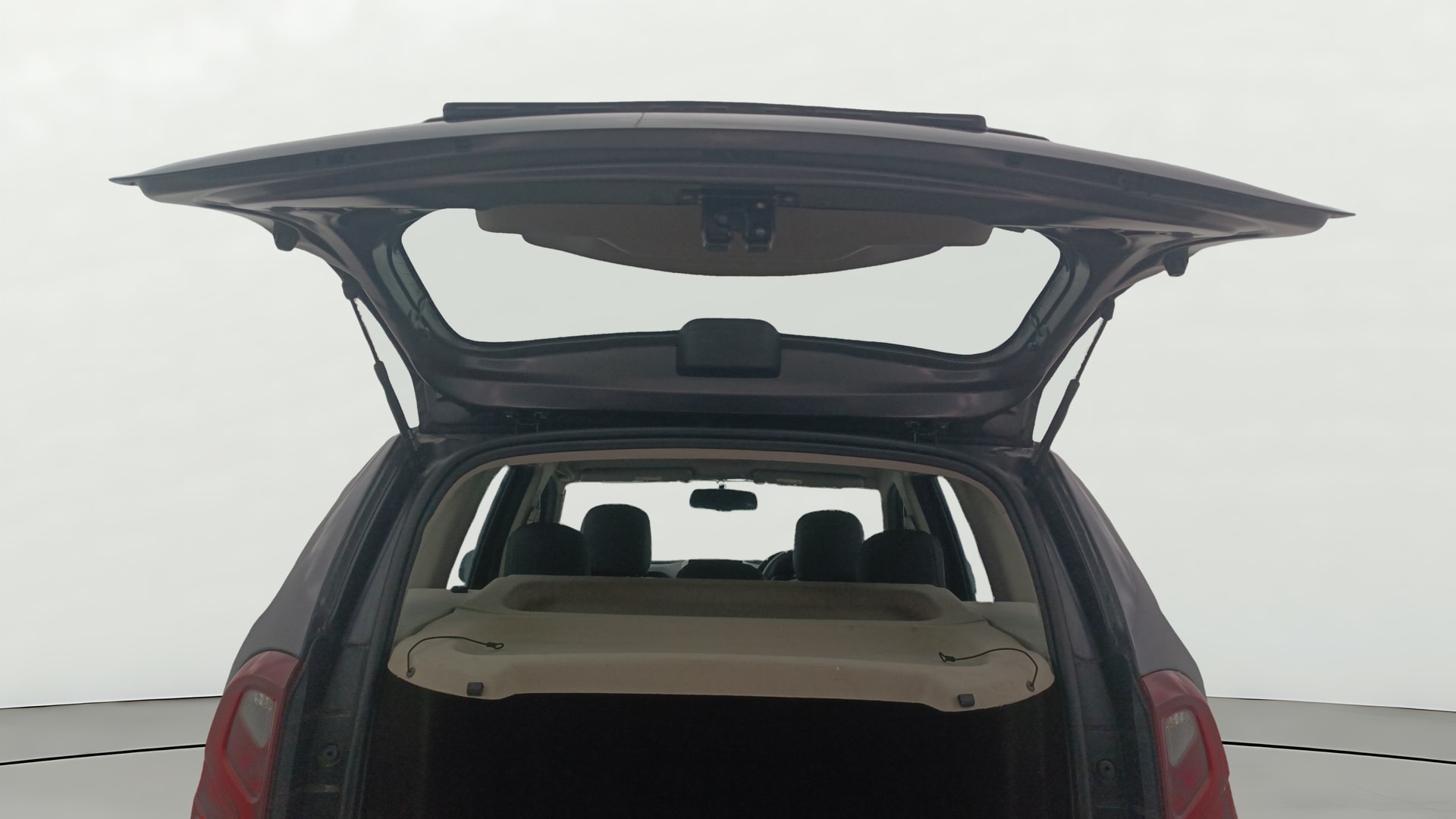 View 2018 Renault Duster Petrol RXS BS IV Image 16 Used 2018 Renault Duster Petrol RXS BS IV Image 16