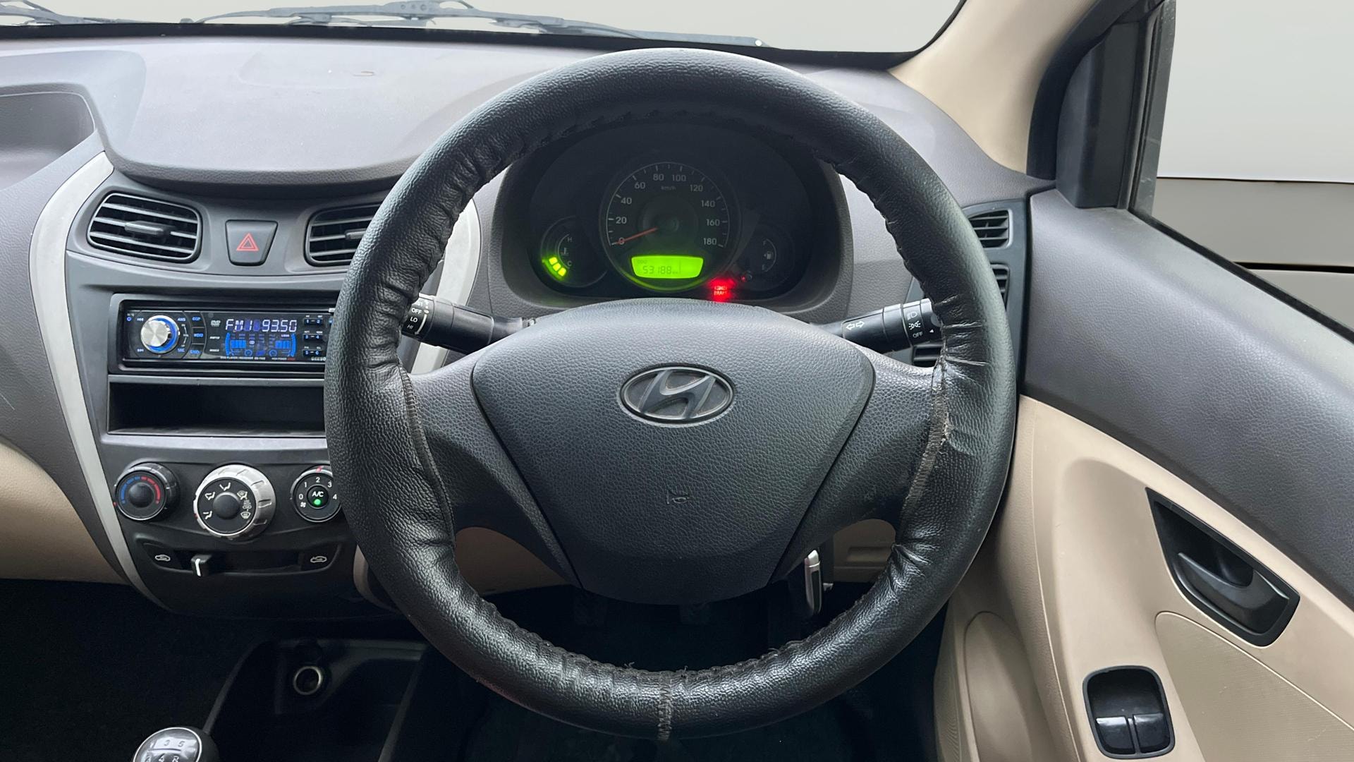 View 2018 Hyundai EON Era Plus Image 20 Used 2018 Hyundai EON Era Plus Image 20