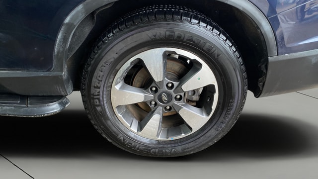 View Mahindra Alturas G4 Image 8 Used Mahindra Alturas G4 Image 8