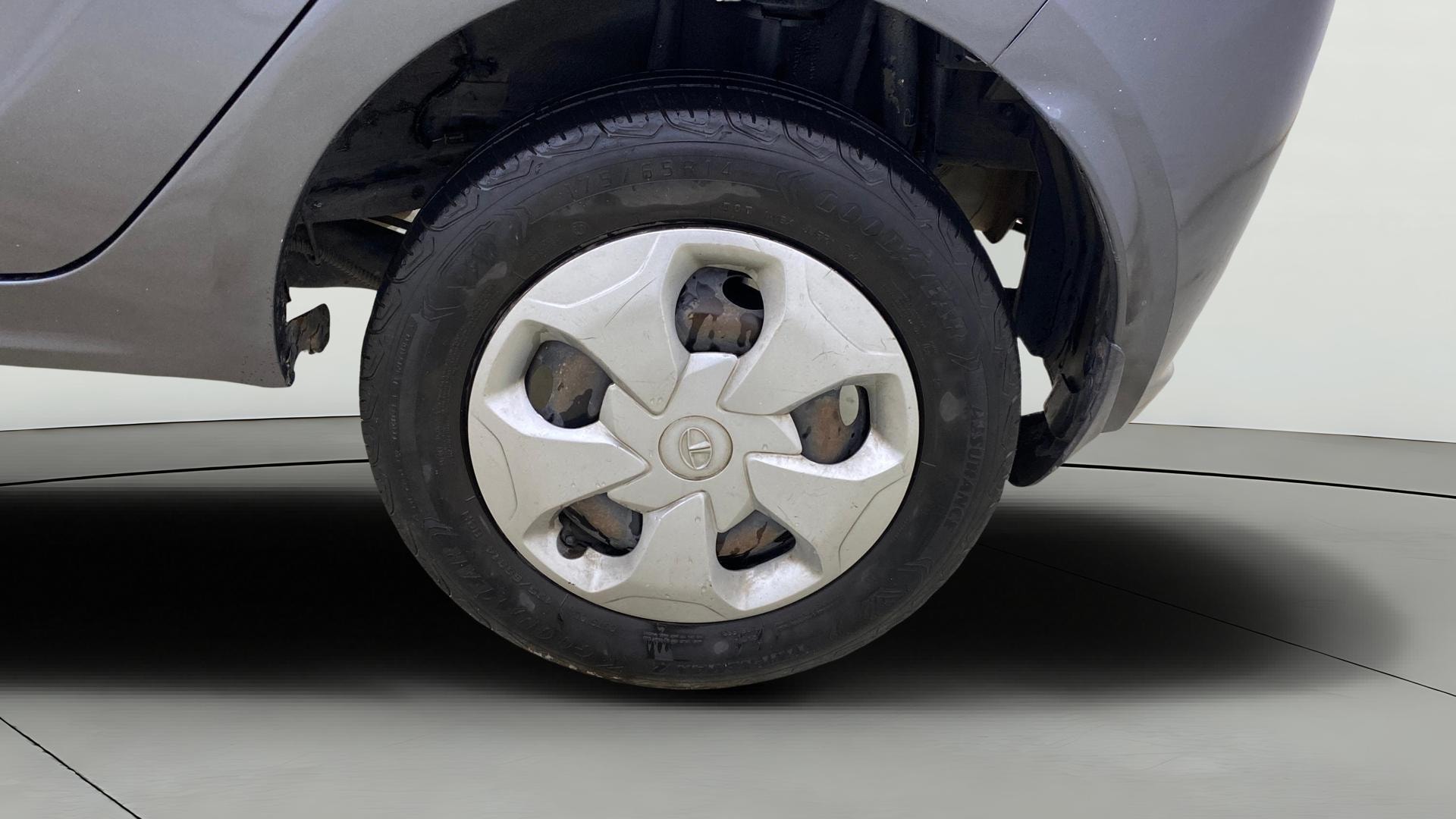 Used 2022 Tata Tiago Used 2022 Tata Tiago