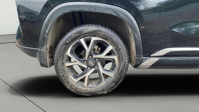 View Toyota Urban Cruiser Hyryder Image 34 Used Toyota Urban Cruiser Hyryder Image 34
