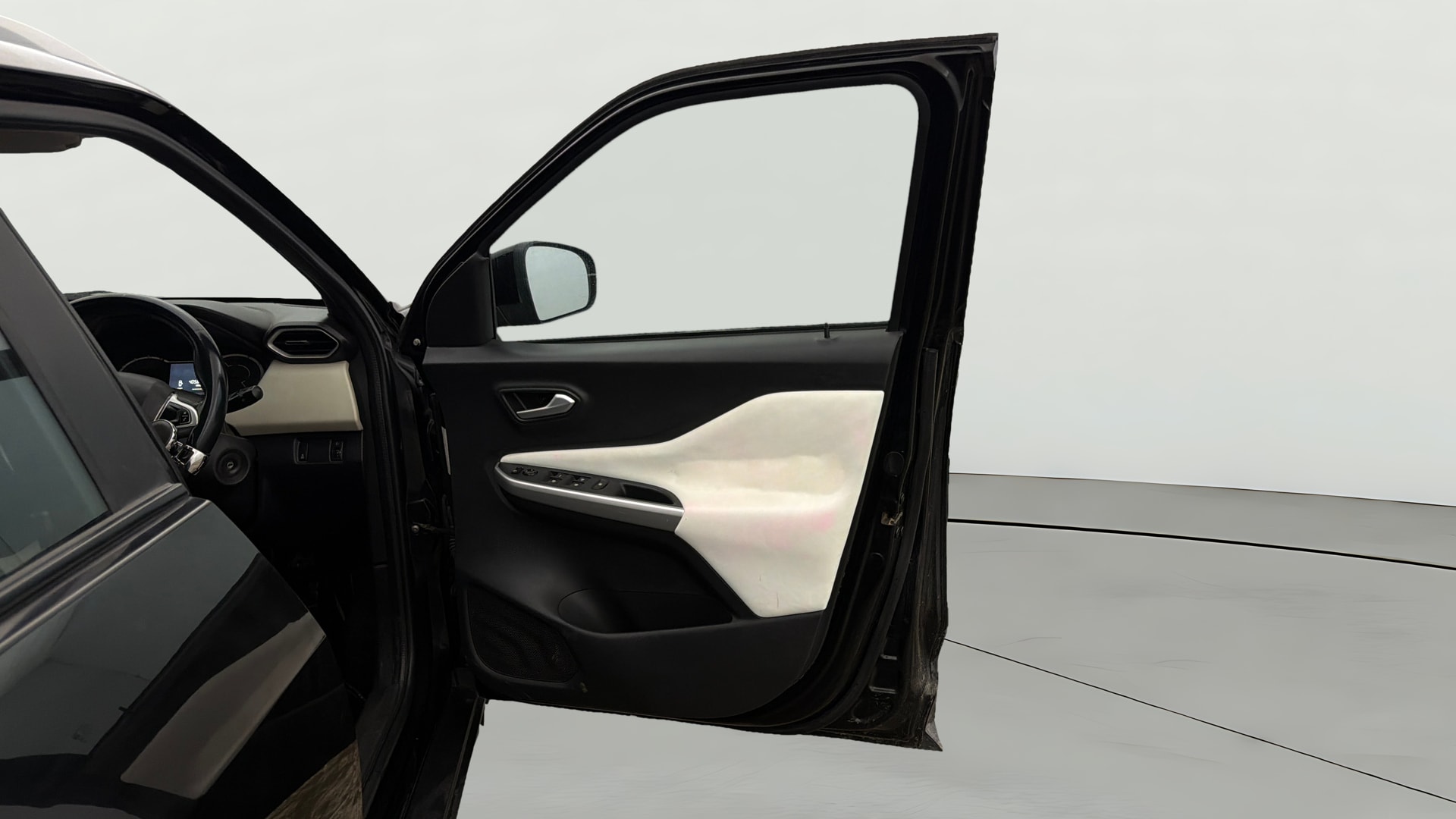 Used 2023 Nissan Magnite Used 2023 Nissan Magnite