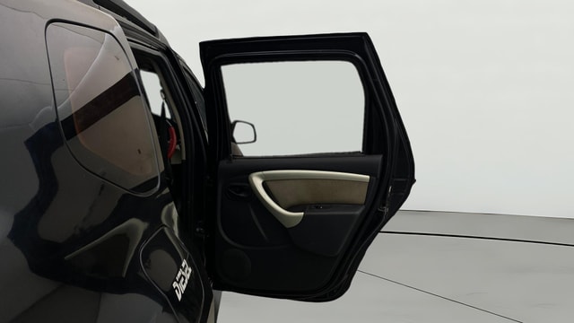 View Renault Duster Image 7 Used Renault Duster Image 7