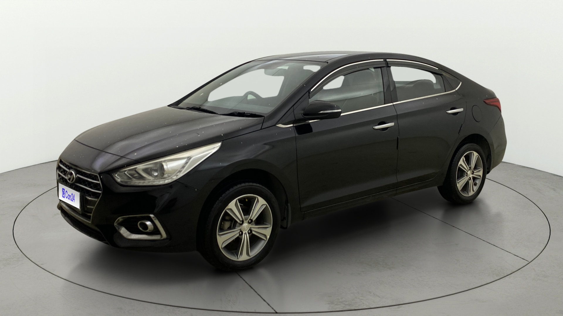 View 2019 Hyundai Verna 1.6 VTVT SX Image 37 Used 2019 Hyundai Verna 1.6 VTVT SX Image 37