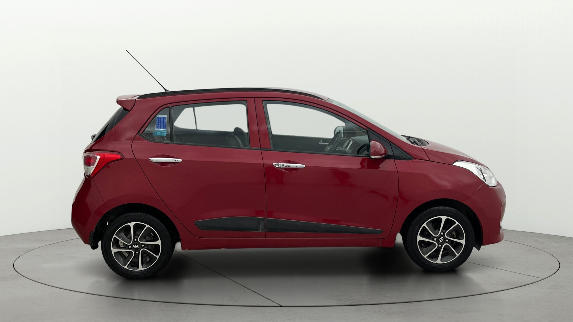 View 2017 Hyundai Grand i10 1.2 Asta Petrol Image 9 Used 2017 Hyundai Grand i10 1.2 Asta Petrol Image 9