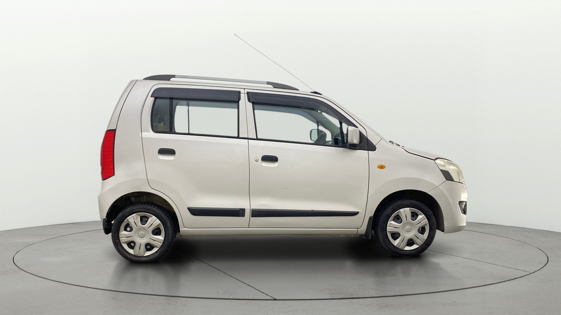 View 2018 Maruti Suzuki 1000 Base Variant Image 8 Used 2018 Maruti Suzuki 1000 Base Variant Image 8