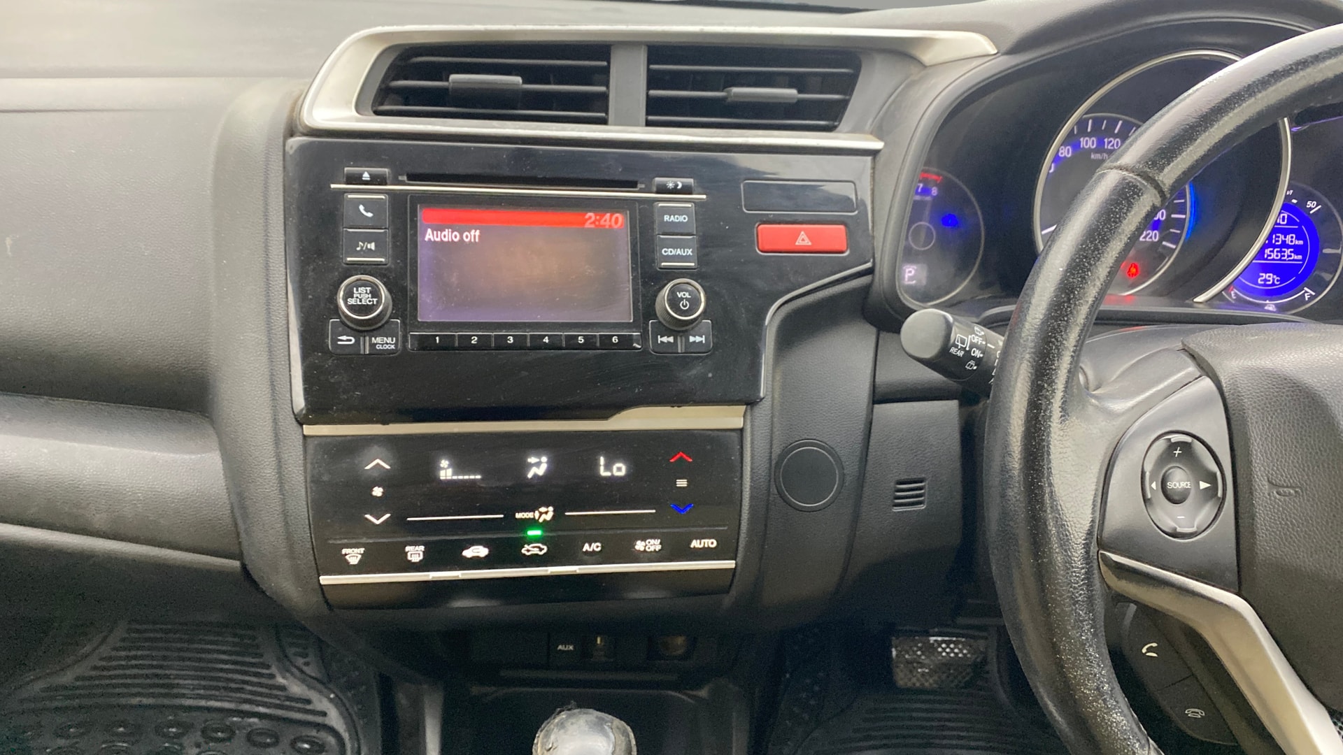 View 2015 Honda Jazz E MT Diesel Image 17 Used 2015 Honda Jazz E MT Diesel Image 17