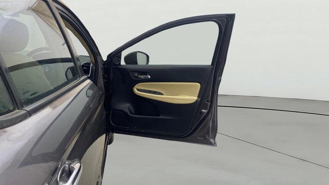 View Honda City ZX Image 47 Used Honda City ZX Image 47