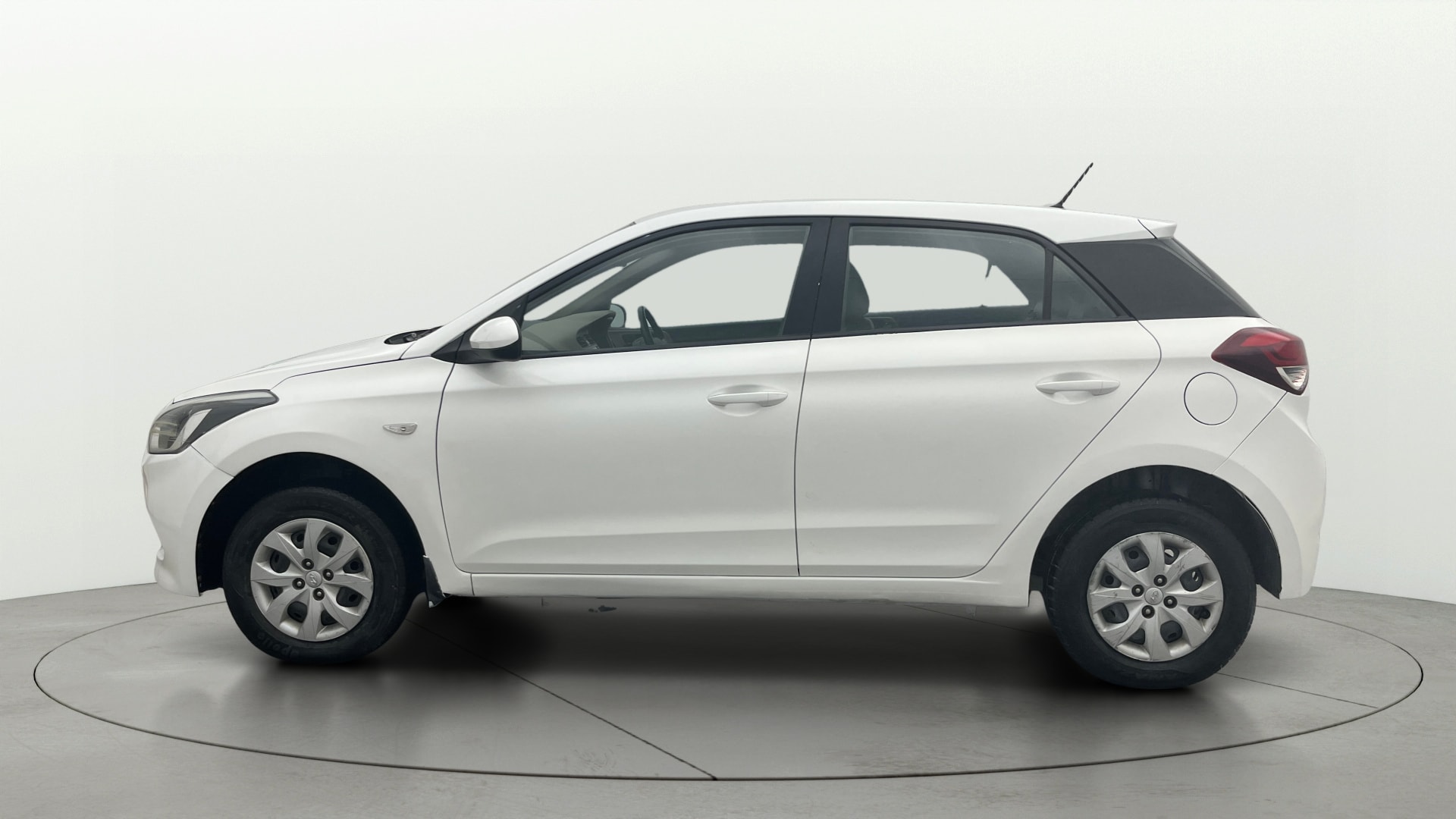 View 2015 Hyundai Elite i20 Magna 1.2 Image 5 Used 2015 Hyundai Elite i20 Magna 1.2 Image 5