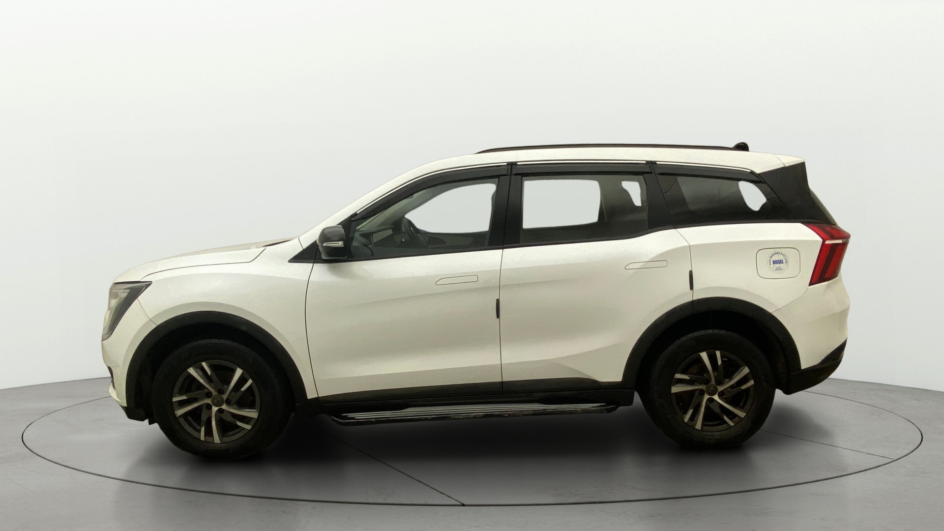 Used 2023 Mahindra XUV700 Used 2023 Mahindra XUV700