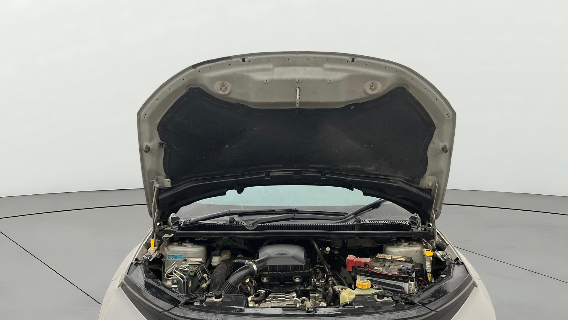View 2024 Tata Curvv Smart 1.2 Revotron Petrol 6MT Image 34 Used 2024 Tata Curvv Smart 1.2 Revotron Petrol 6MT Image 34
