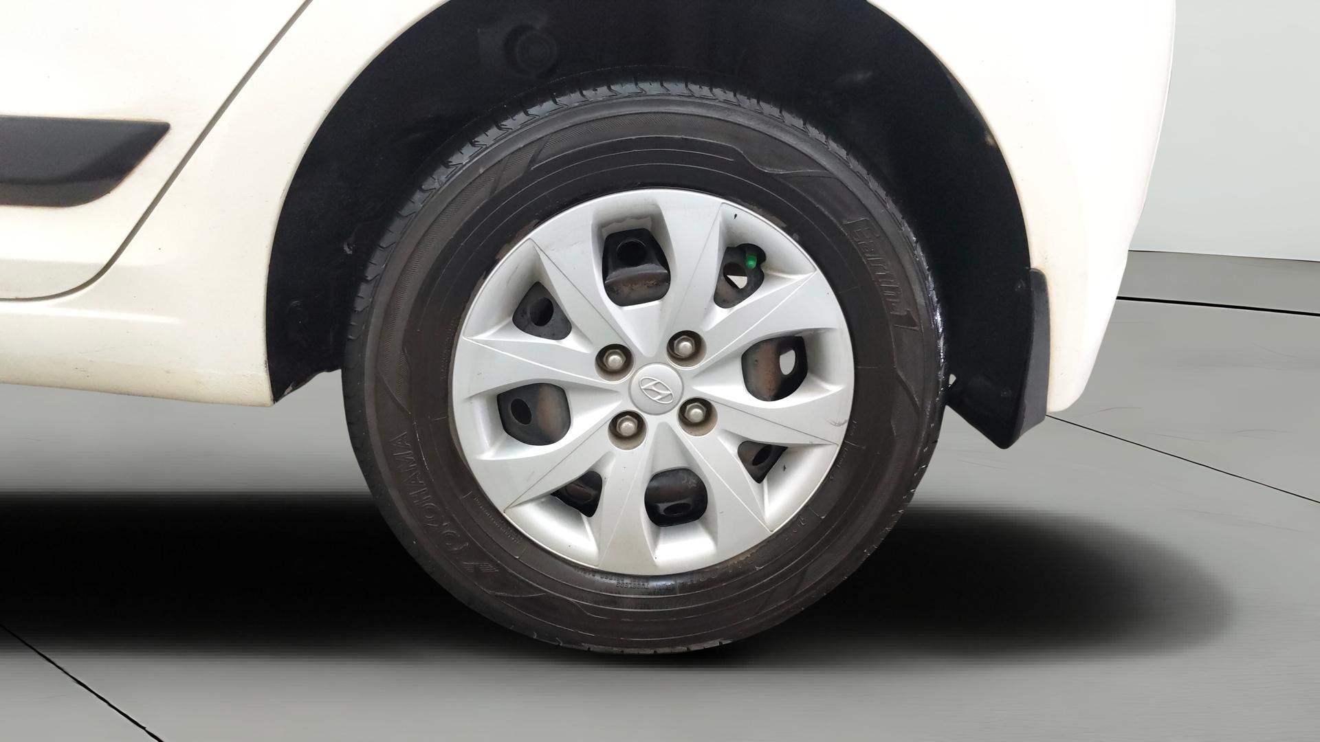 View 2015 Hyundai Elite i20 Magna 1.2 Image 11 Used 2015 Hyundai Elite i20 Magna 1.2 Image 11