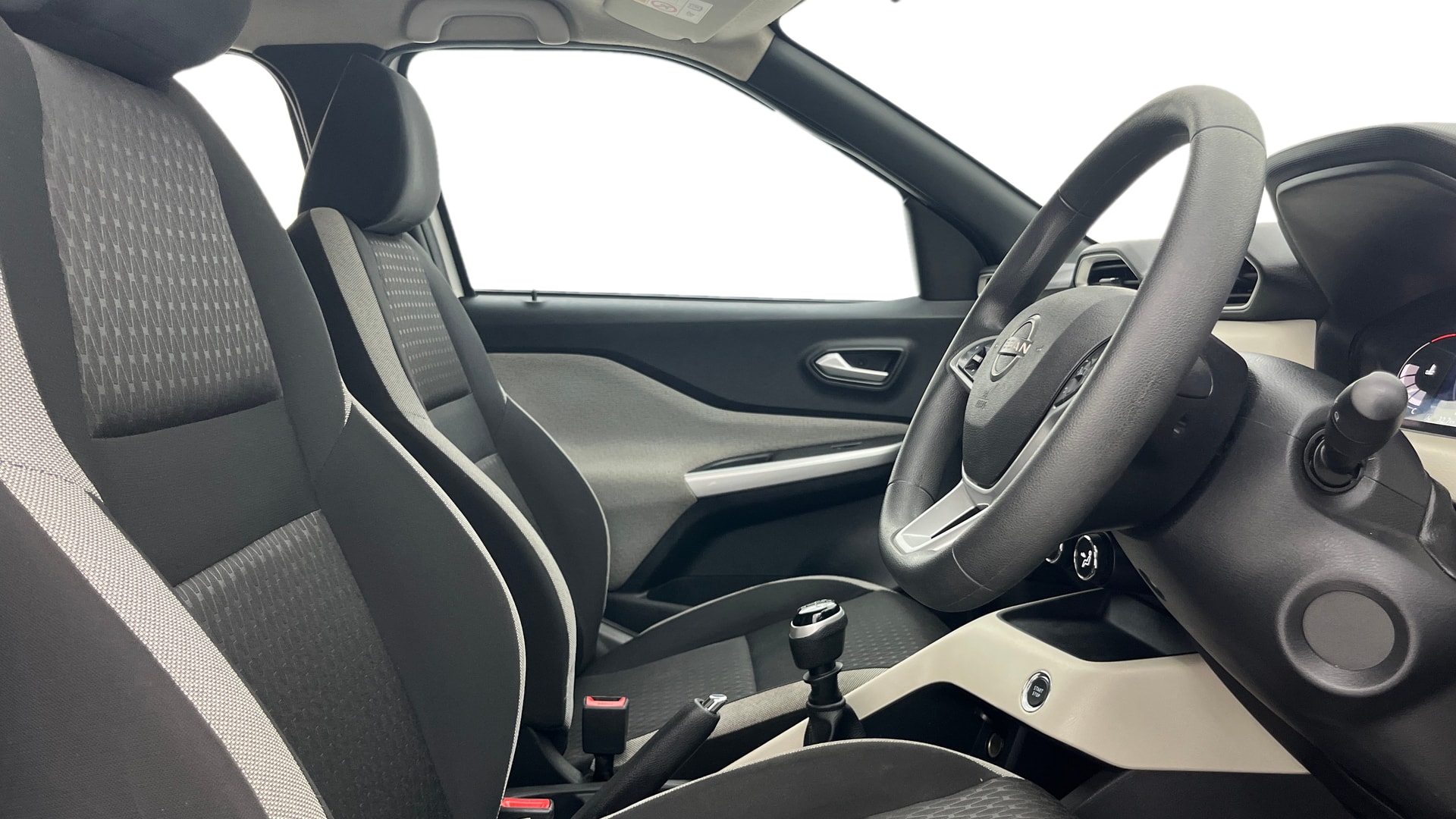 View 2021 Nissan Magnite XV Image 26 Used 2021 Nissan Magnite XV Image 26