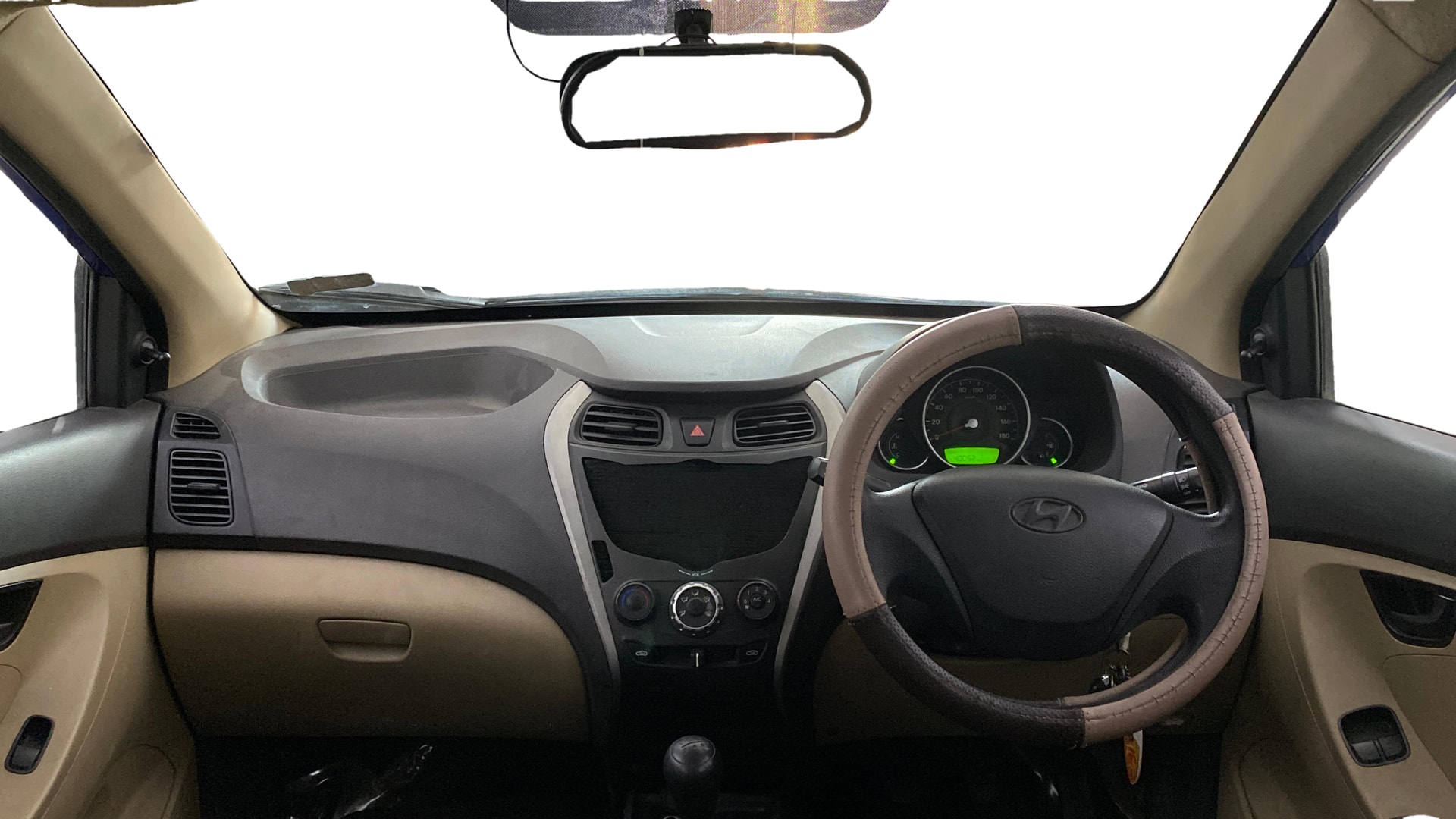 View 2013 Hyundai EON Magna Plus Image 15 Used 2013 Hyundai EON Magna Plus Image 15