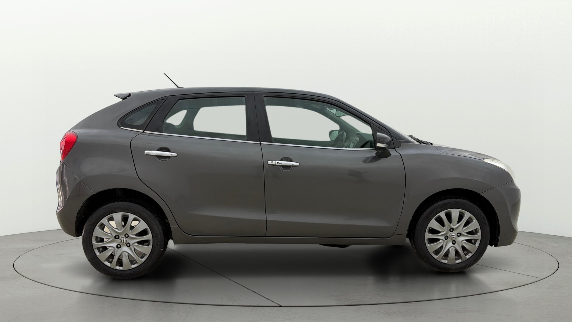 View 2017 Maruti Suzuki 1000 Base Variant Image 8 Used 2017 Maruti Suzuki 1000 Base Variant Image 8
