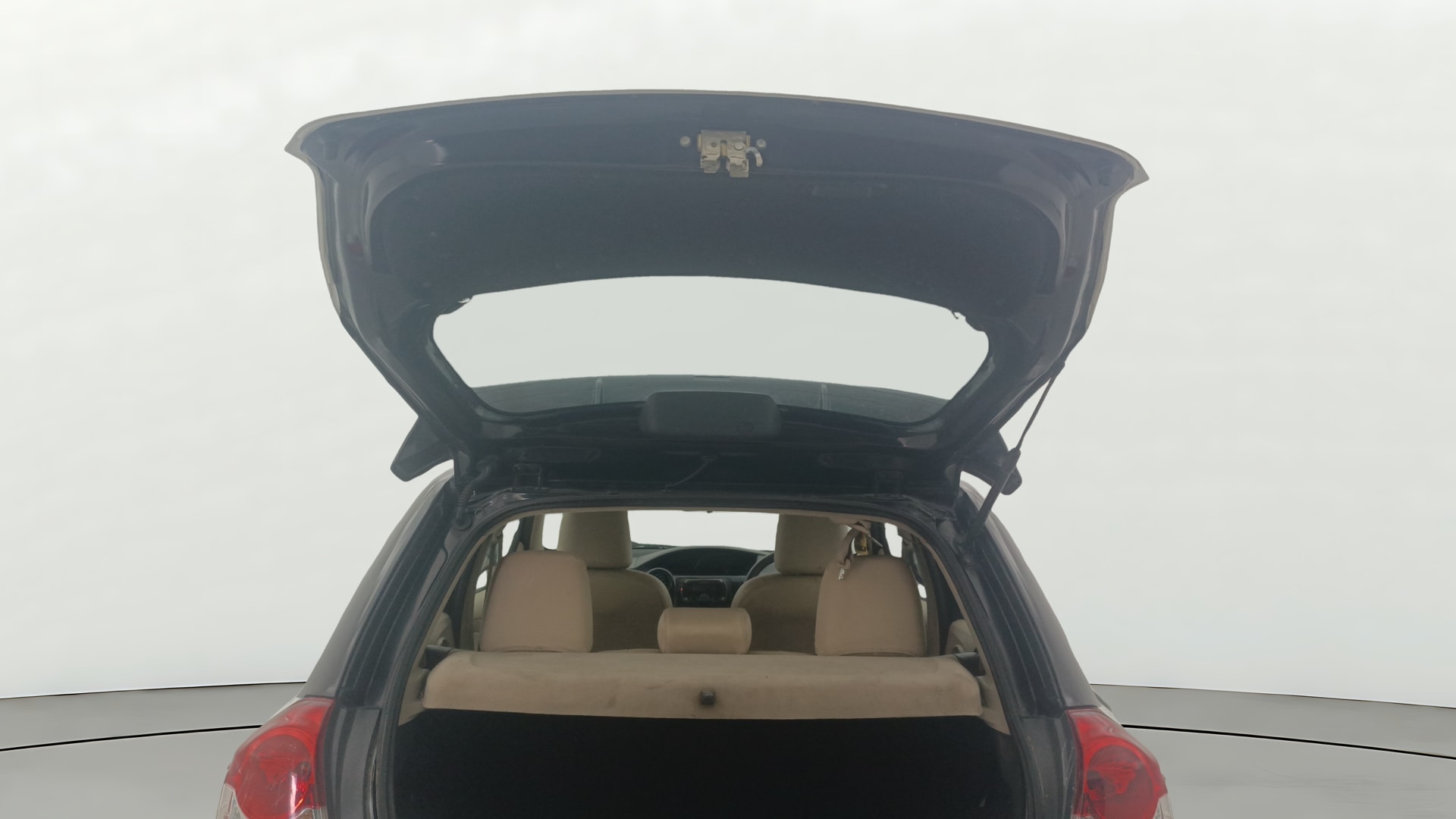 View 2019 Toyota Etios Liva V Dual Tone Image 16 Used 2019 Toyota Etios Liva V Dual Tone Image 16