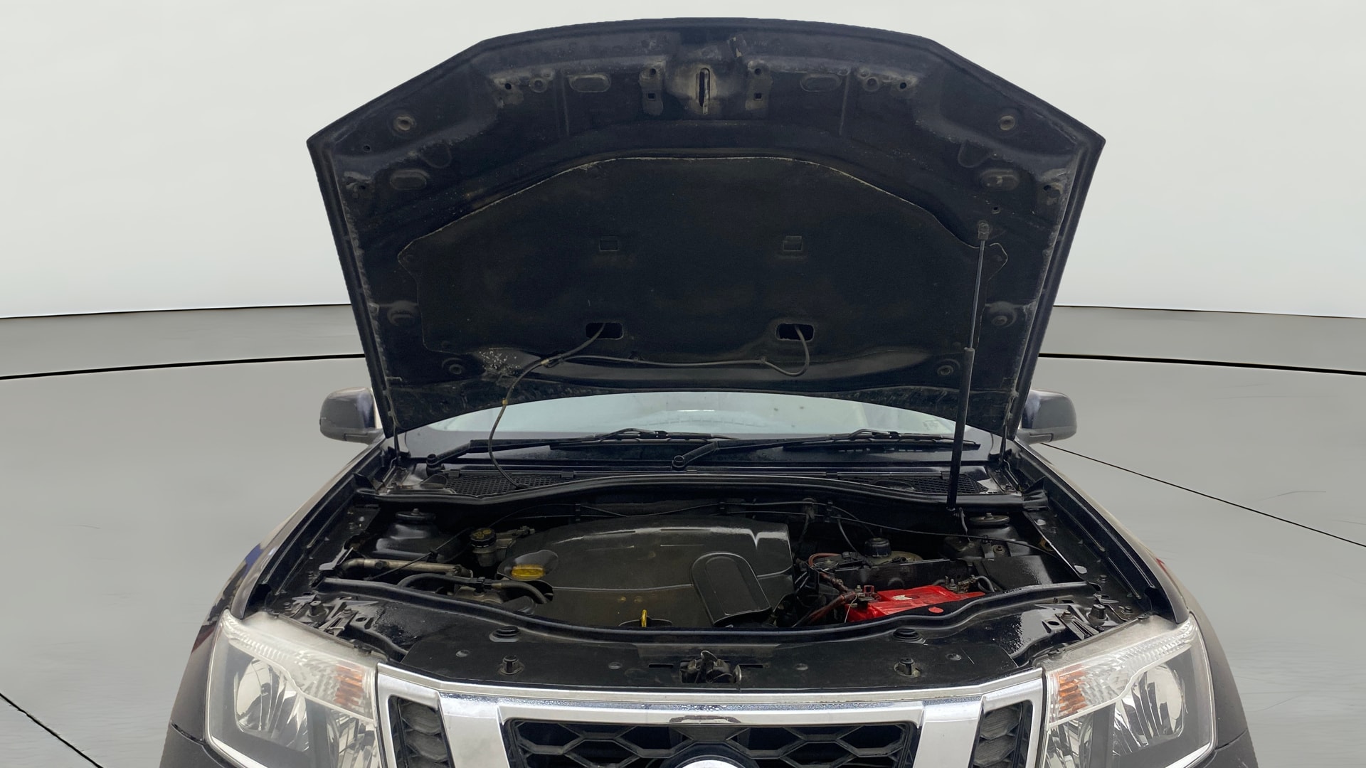 View 2015 Nissan Terrano XLD Plus 85PS Image 31 Used 2015 Nissan Terrano XLD Plus 85PS Image 31