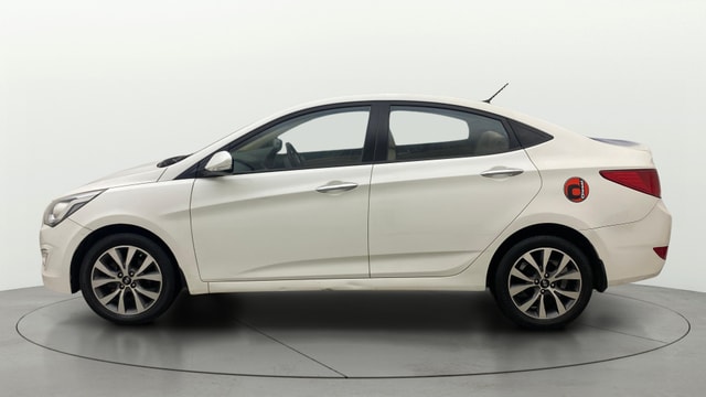 View Hyundai Fluidic Verna Image 5 Used Hyundai Fluidic Verna Image 5