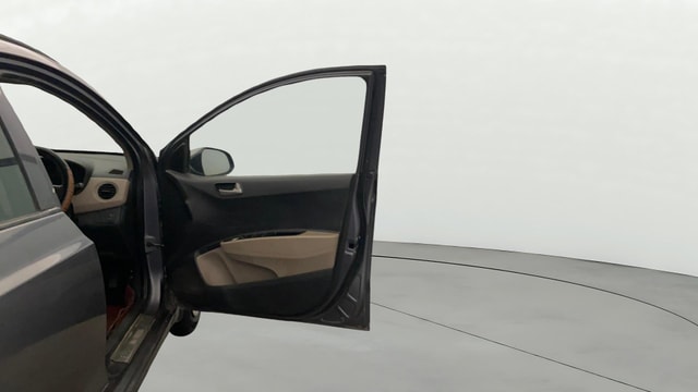 View Hyundai Grand i10 Image 43 Used Hyundai Grand i10 Image 43