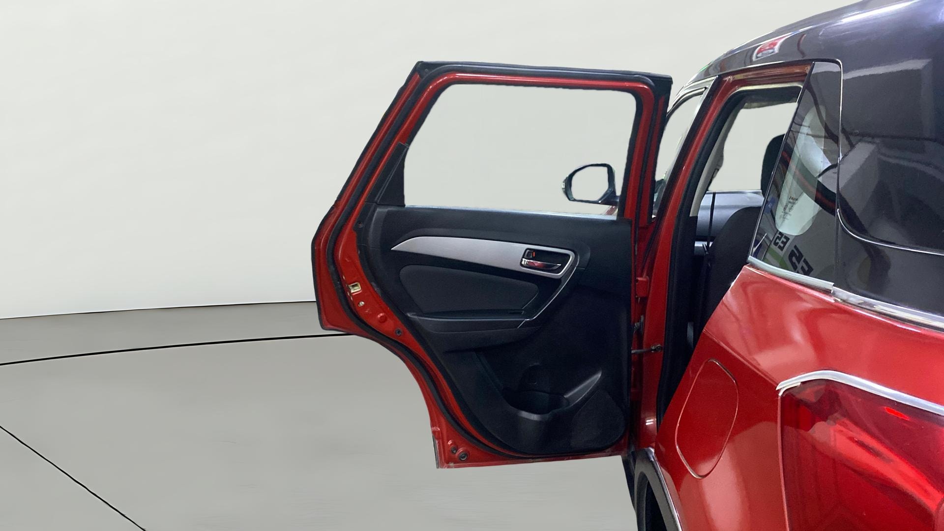 View 2020 Maruti Suzuki 1000 Base Variant Image 15 Used 2020 Maruti Suzuki 1000 Base Variant Image 15