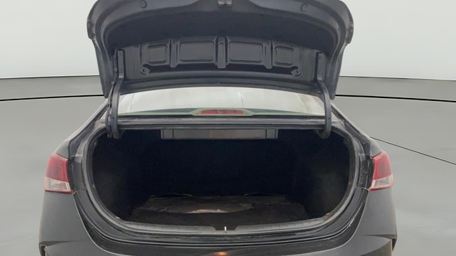 View Hyundai Verna Image 43 Used Hyundai Verna Image 43