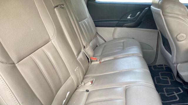 View Mahindra XUV500 Image 38 Used Mahindra XUV500 Image 38