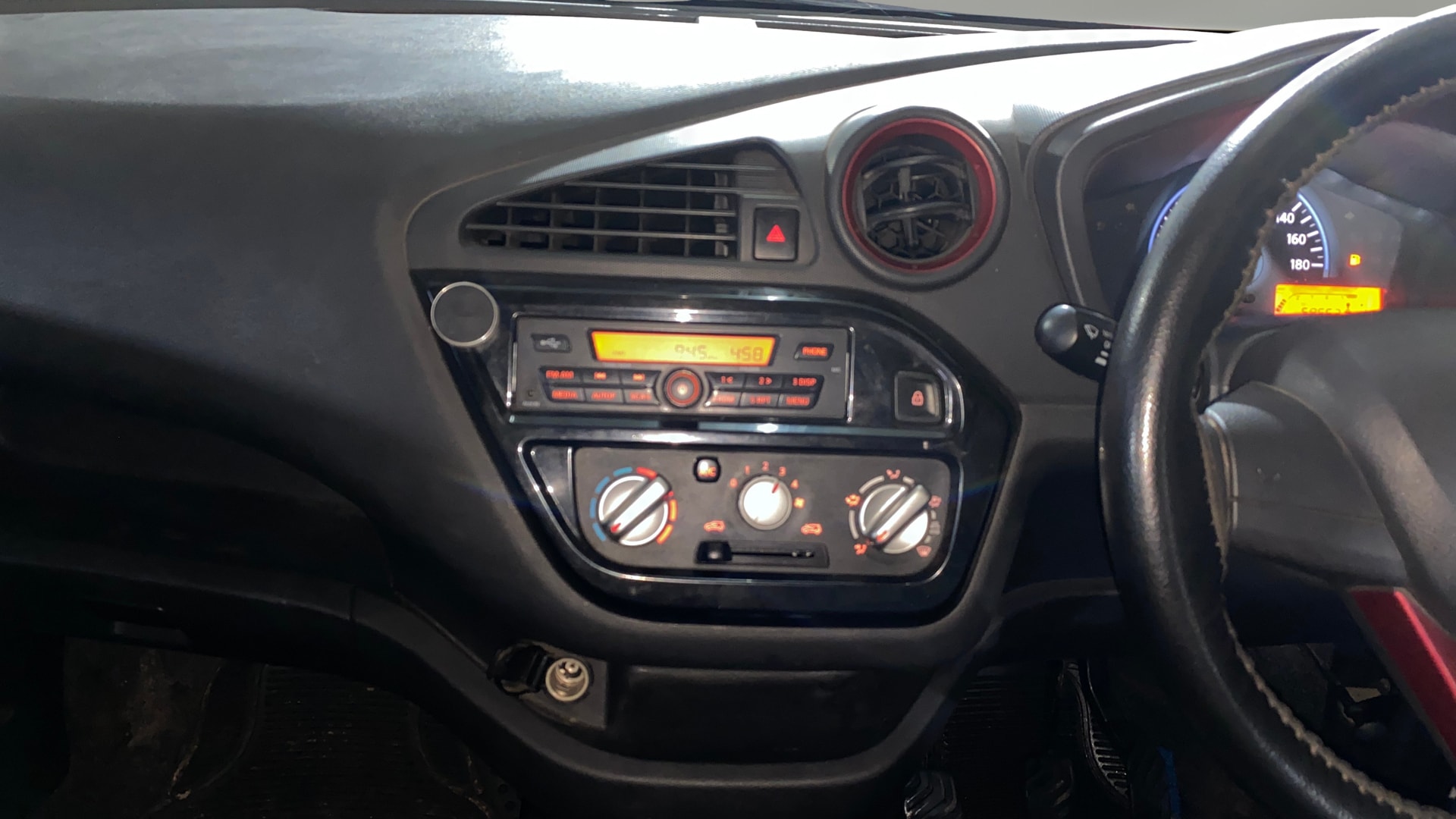 View 2019 Datsun Redi GO T(O) 1.0L- Limited Edition Image 17 Used 2019 Datsun Redi GO T(O) 1.0L- Limited Edition Image 17