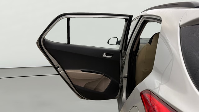 View Hyundai Grand i10 Image 14 Used Hyundai Grand i10 Image 14