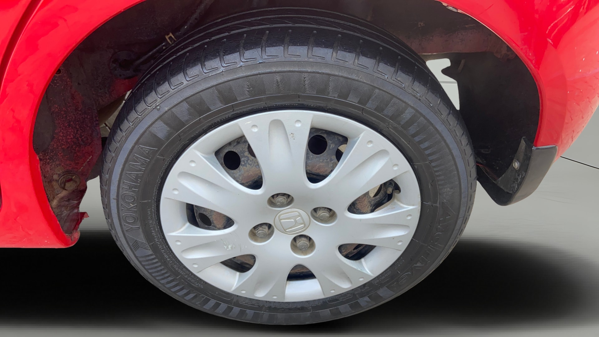 View 2015 Honda Brio VX AT Petrol Image 11 Used 2015 Honda Brio VX AT Petrol Image 11