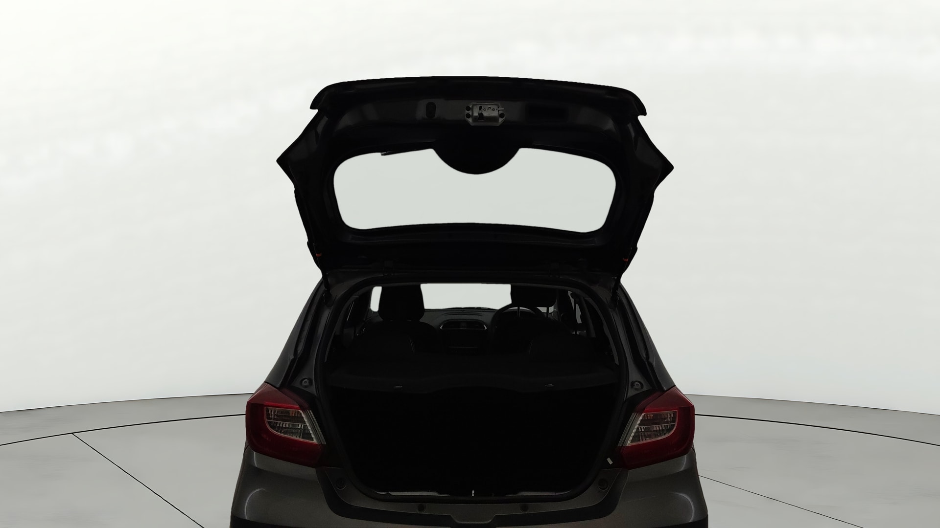 View 2021 Tata Tiago Revotorq XB Image 16 Used 2021 Tata Tiago Revotorq XB Image 16