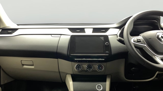 View Renault Triber Image 18 Used Renault Triber Image 18