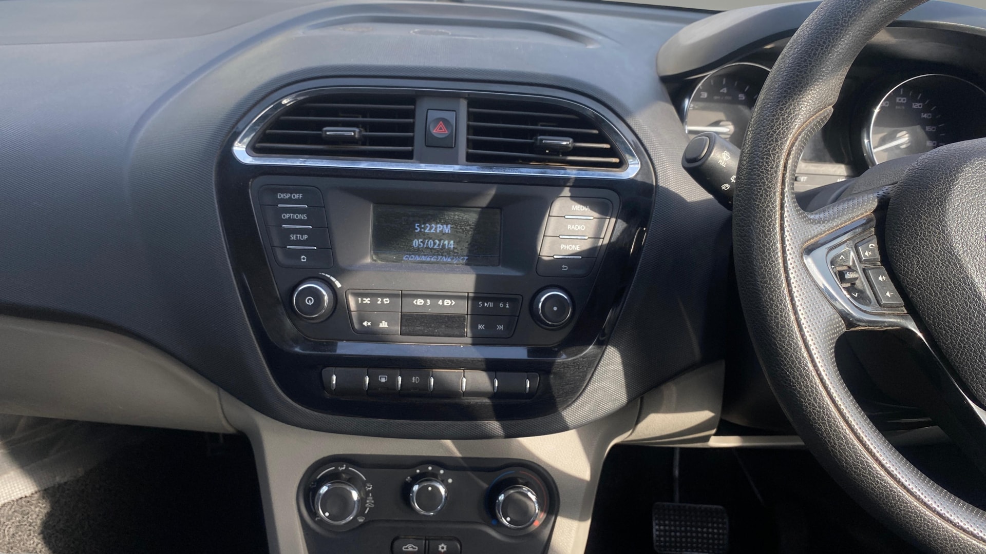 View 2018 Tata Tiago Revotorq XB Image 17 Used 2018 Tata Tiago Revotorq XB Image 17