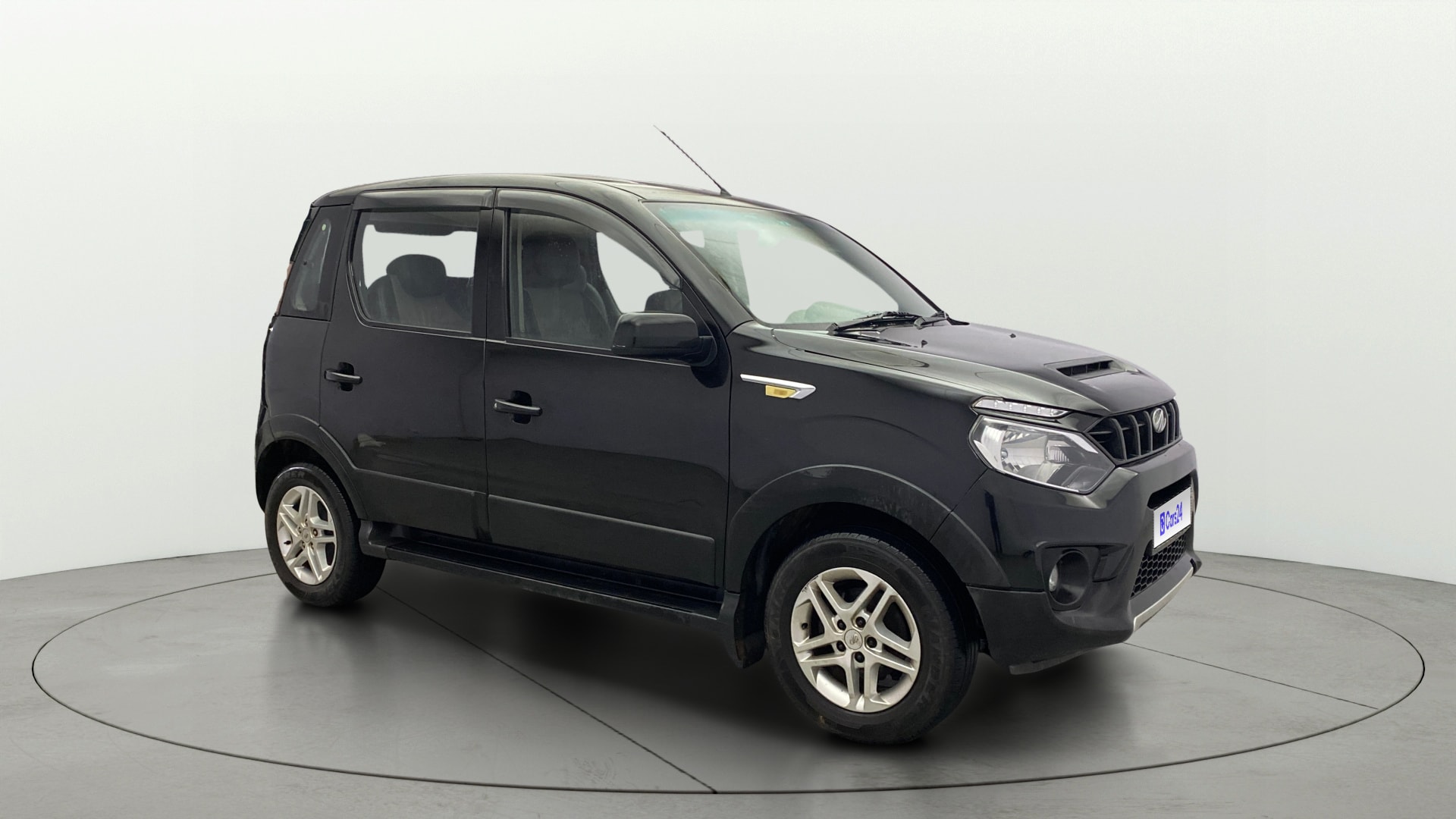 Used 2016 Mahindra NuvoSport Used 2016 Mahindra NuvoSport
