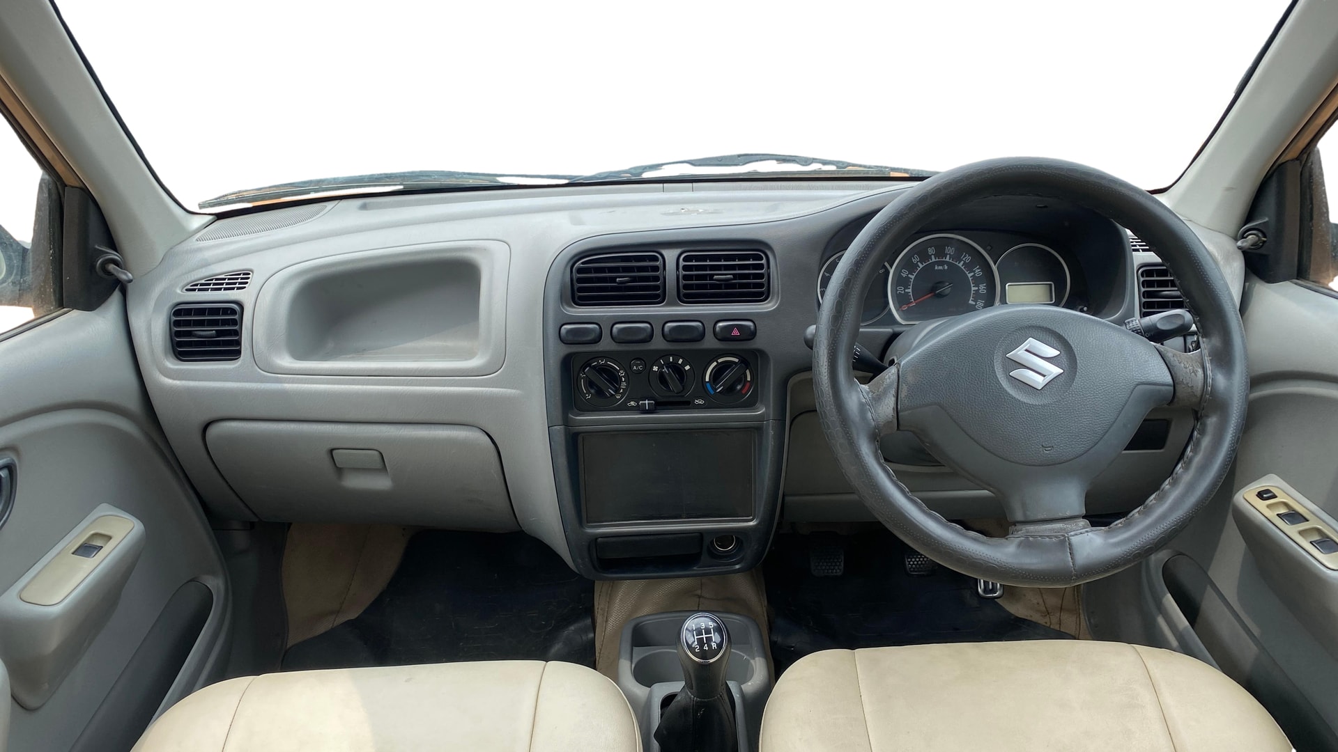 View 2013 Maruti Suzuki Alto K10 LX Image 15 Used 2013 Maruti Suzuki Alto K10 LX Image 15
