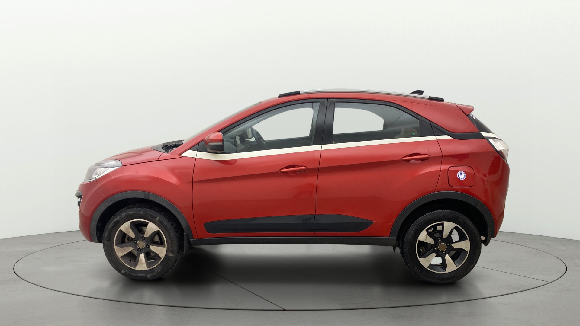 View 2019 Tata Nexon Revotron XE Image 5 Used 2019 Tata Nexon Revotron XE Image 5